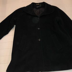 Ellen Tracy wool fall coat, great condition.